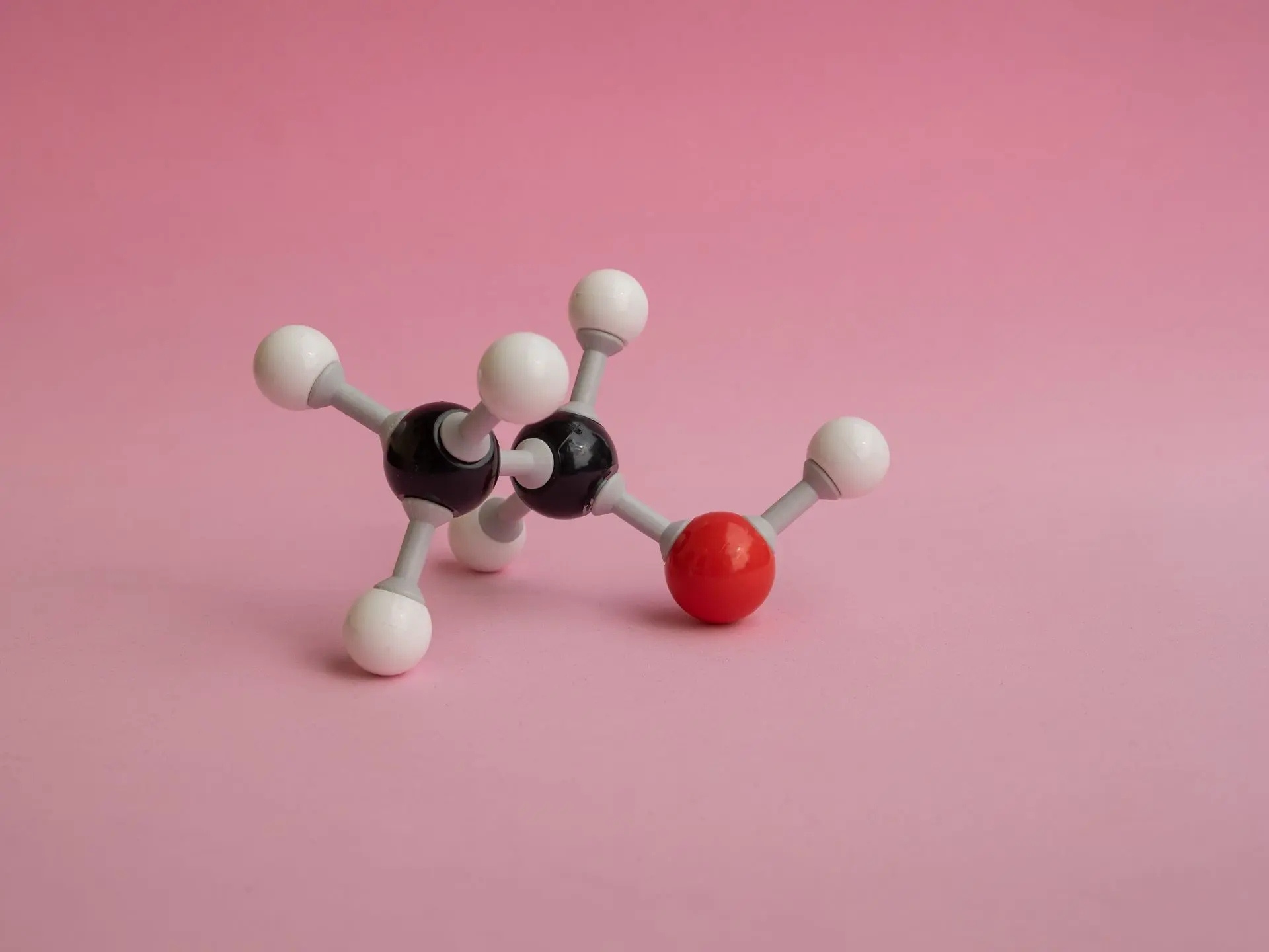 (2-Acetyl-4-methoxy-phenoxy)-acetic acid e